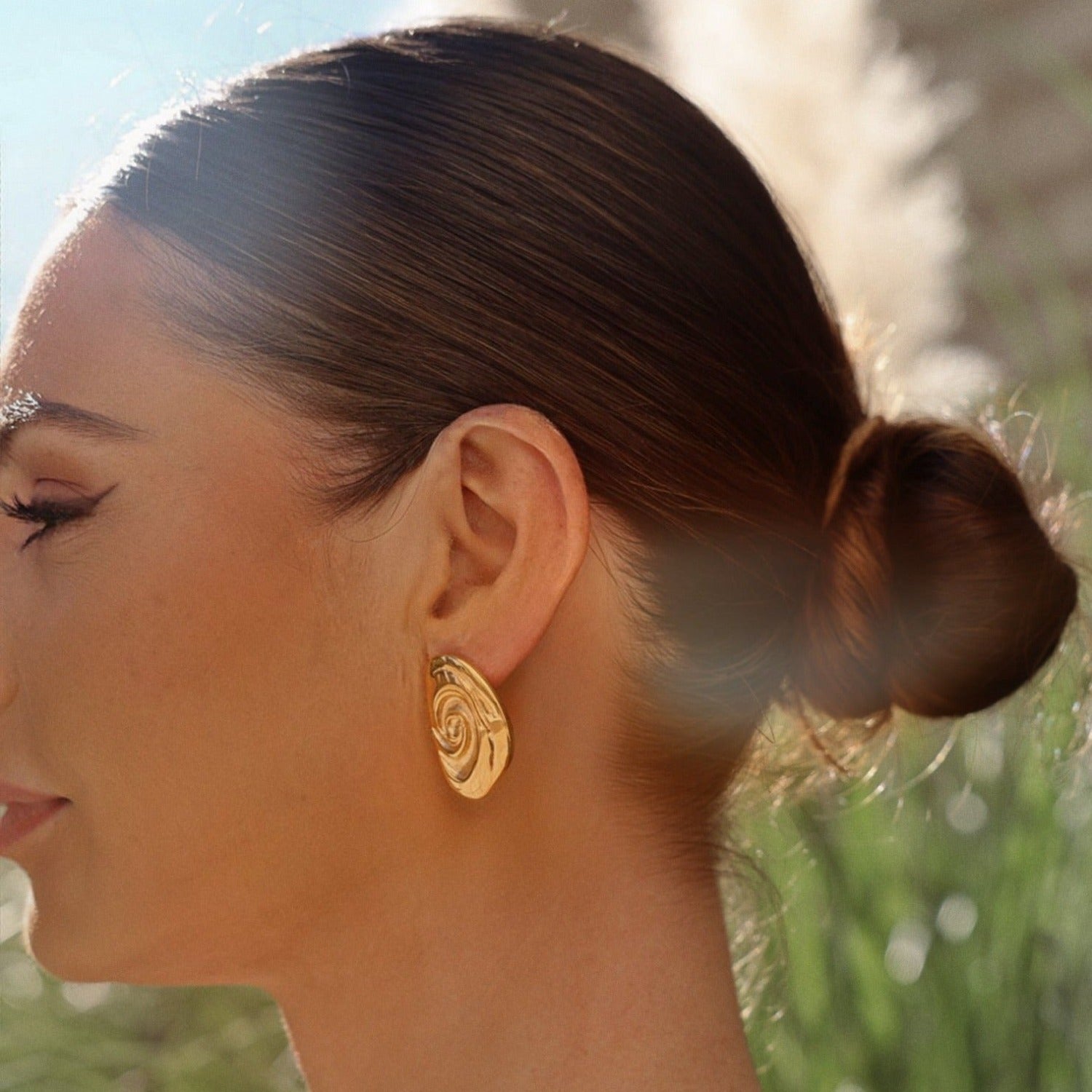 earrings, gifts, gold, swirl earrings, statement earrings
