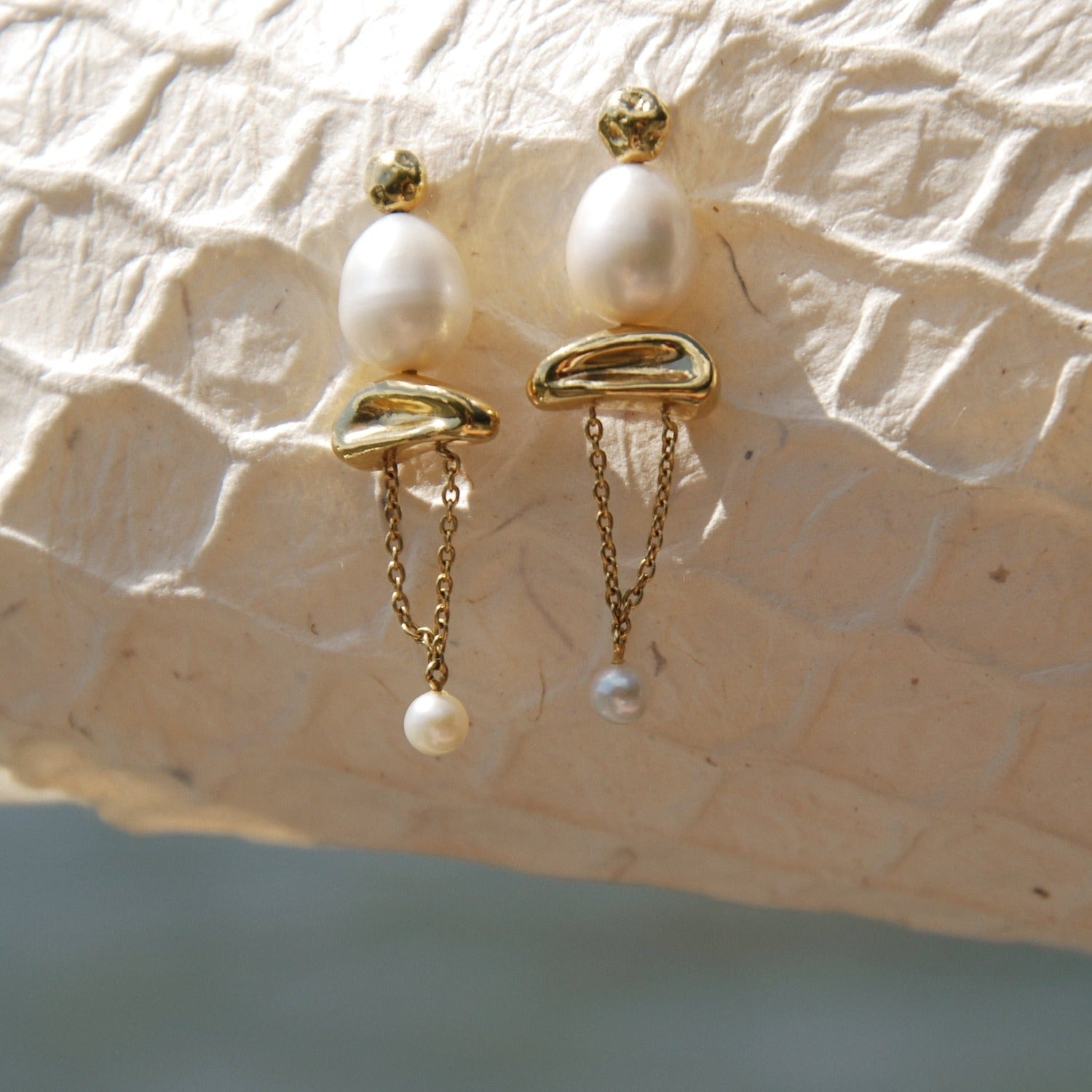 earrings, pearl, gold, jewelry
