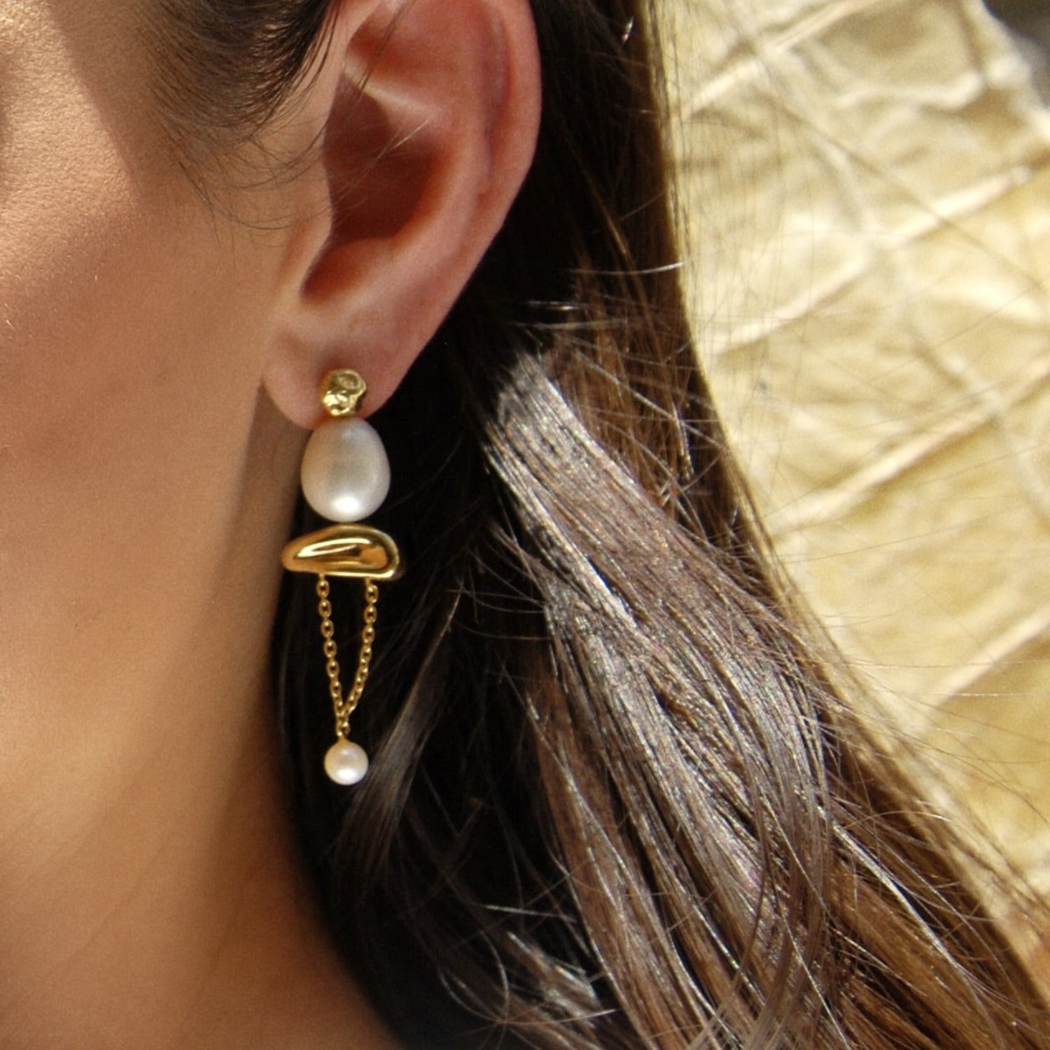 earrings, pearl, dangle, gold, chain